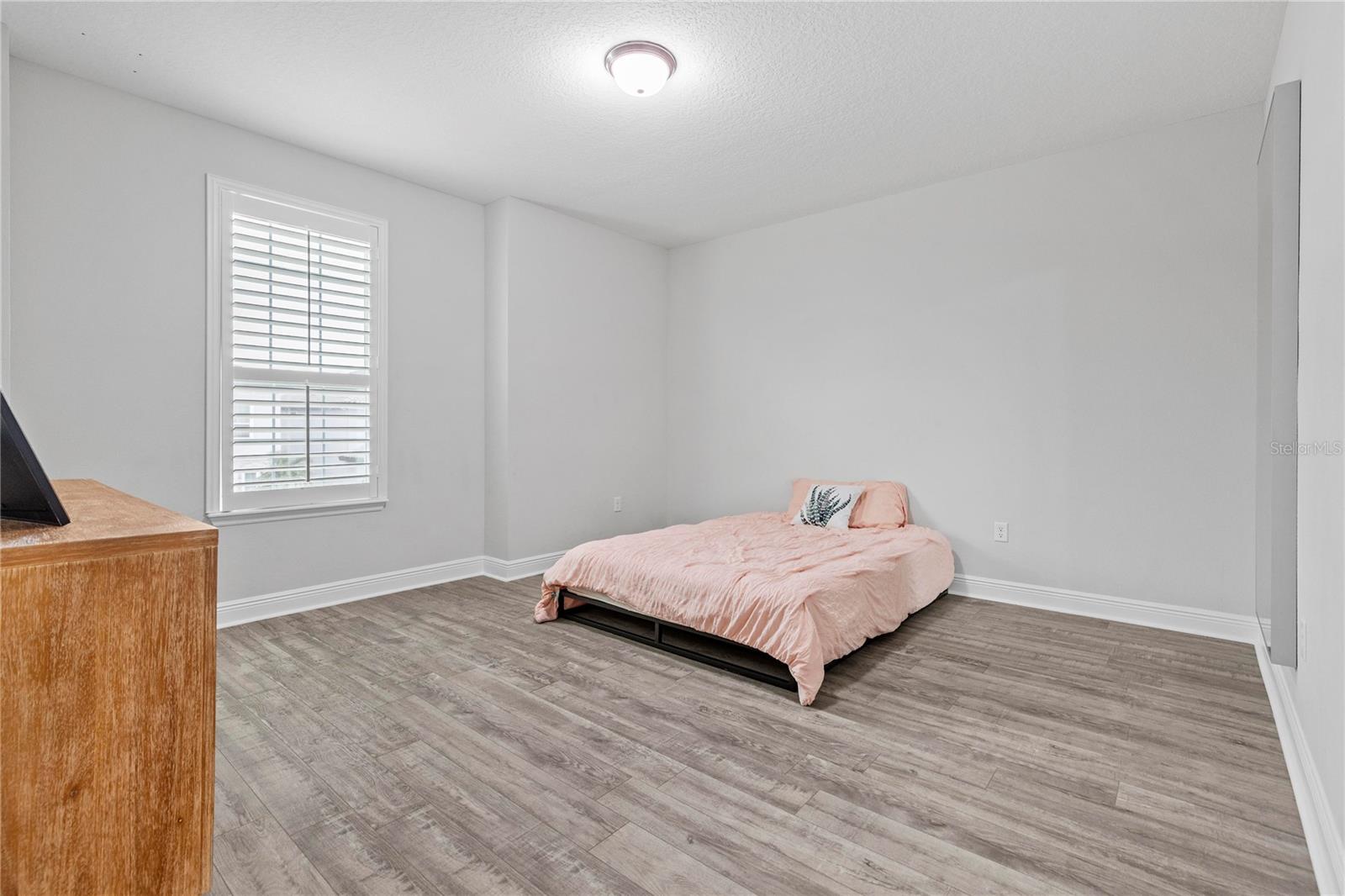 Image 39 of 50 For 8066 Ludington Circle