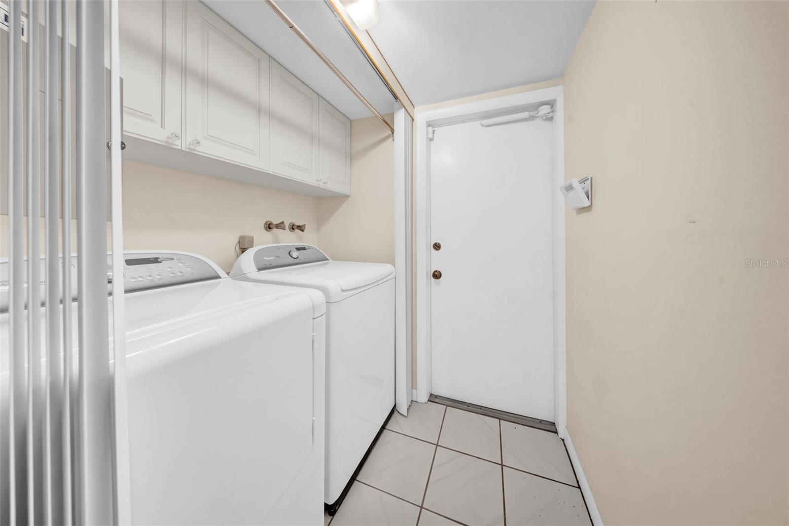 Image 17 of 47 For 14123 Cypress Circle 14123