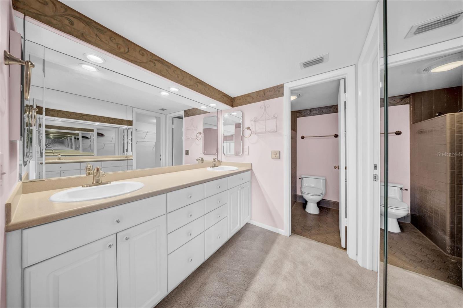 Image 21 of 47 For 14123 Cypress Circle 14123