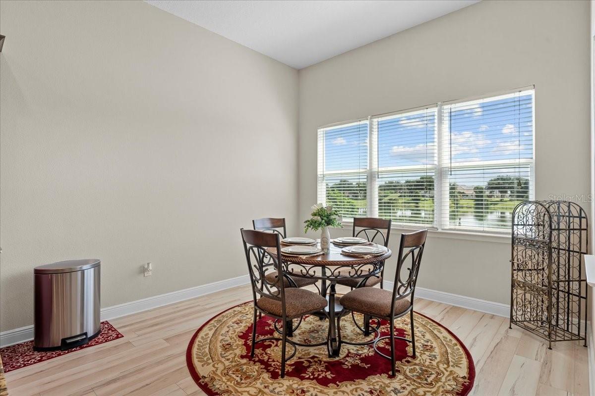 Image 16 of 49 For 3715 Paradiso Circle