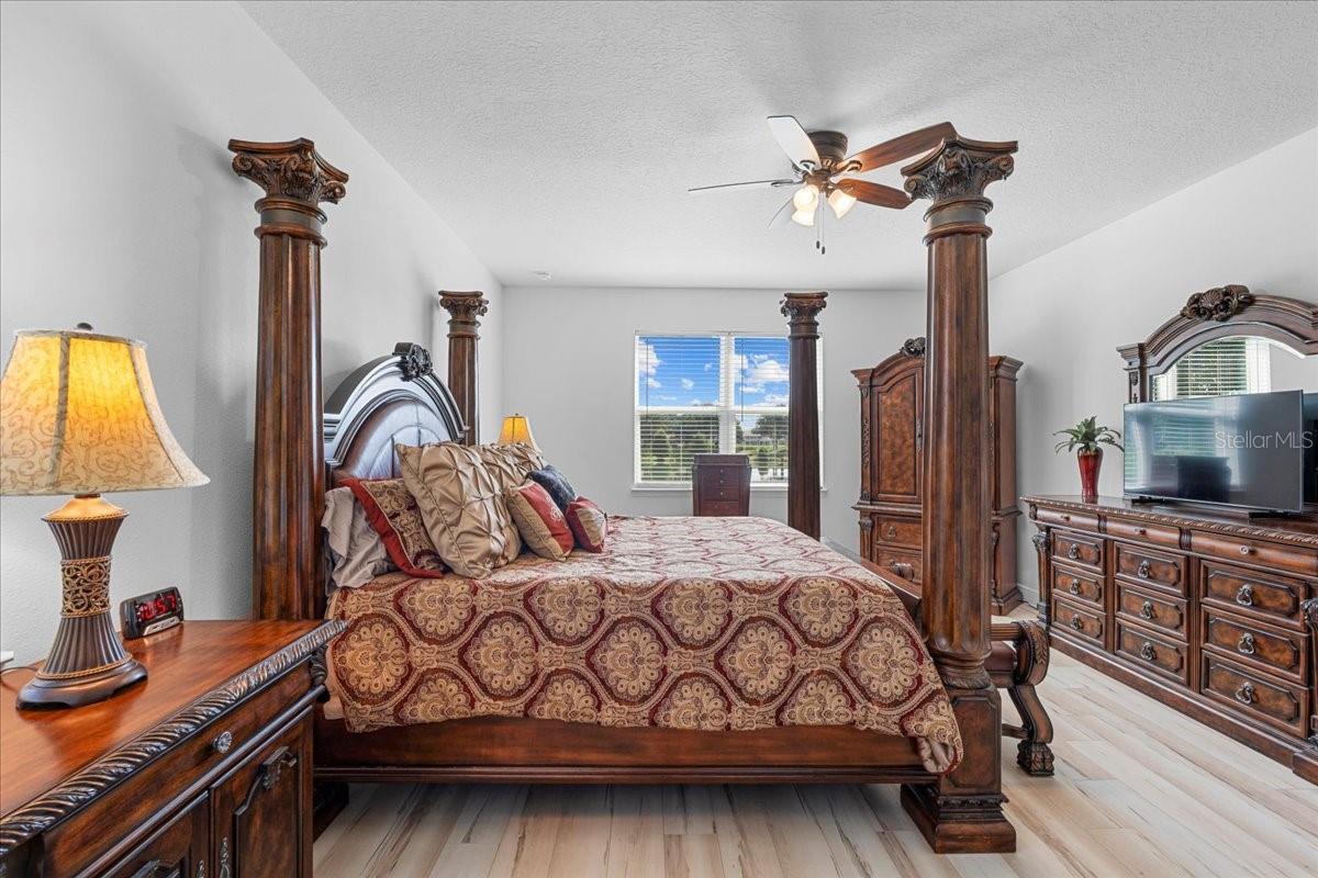 Image 19 of 49 For 3715 Paradiso Circle