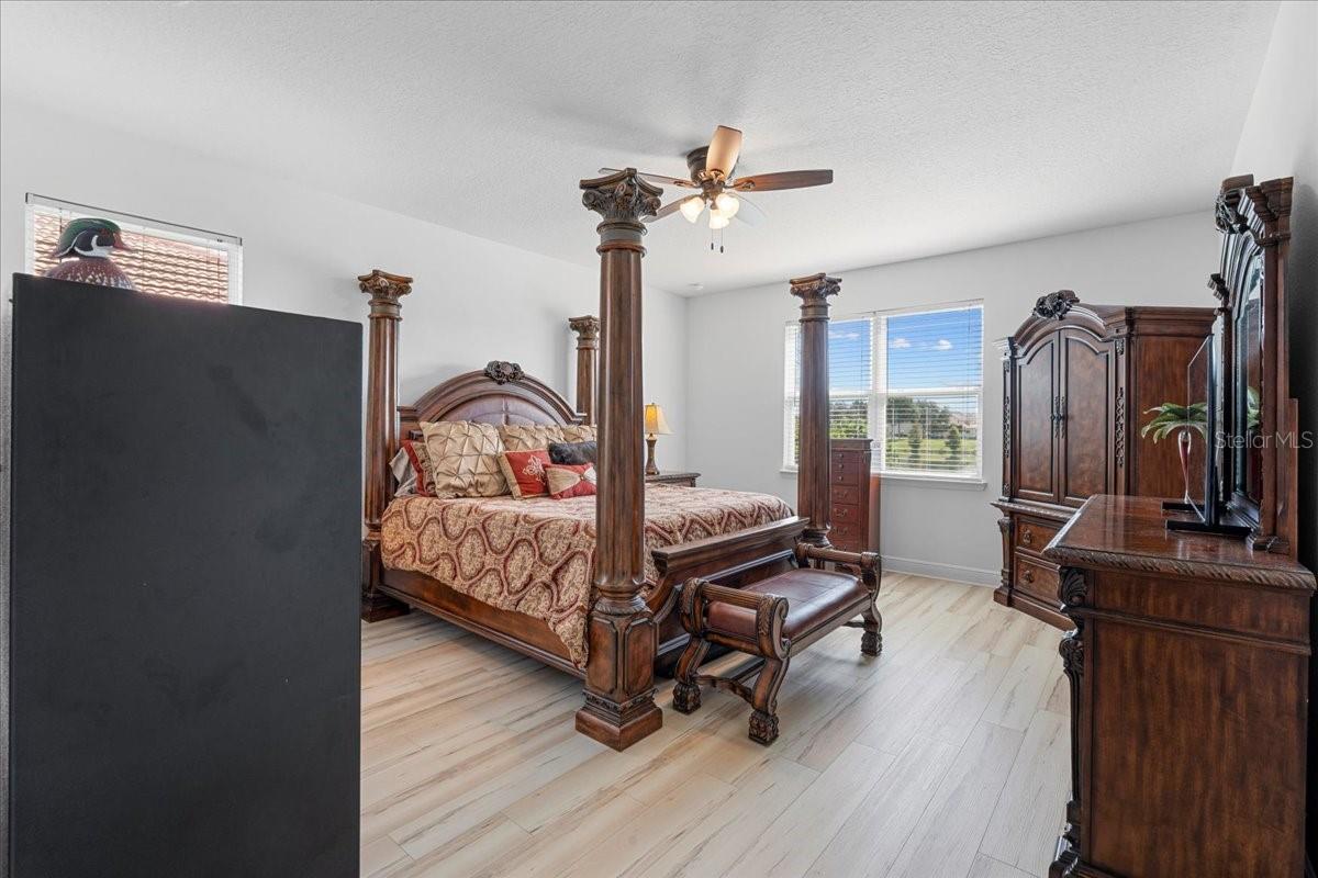 Image 20 of 49 For 3715 Paradiso Circle