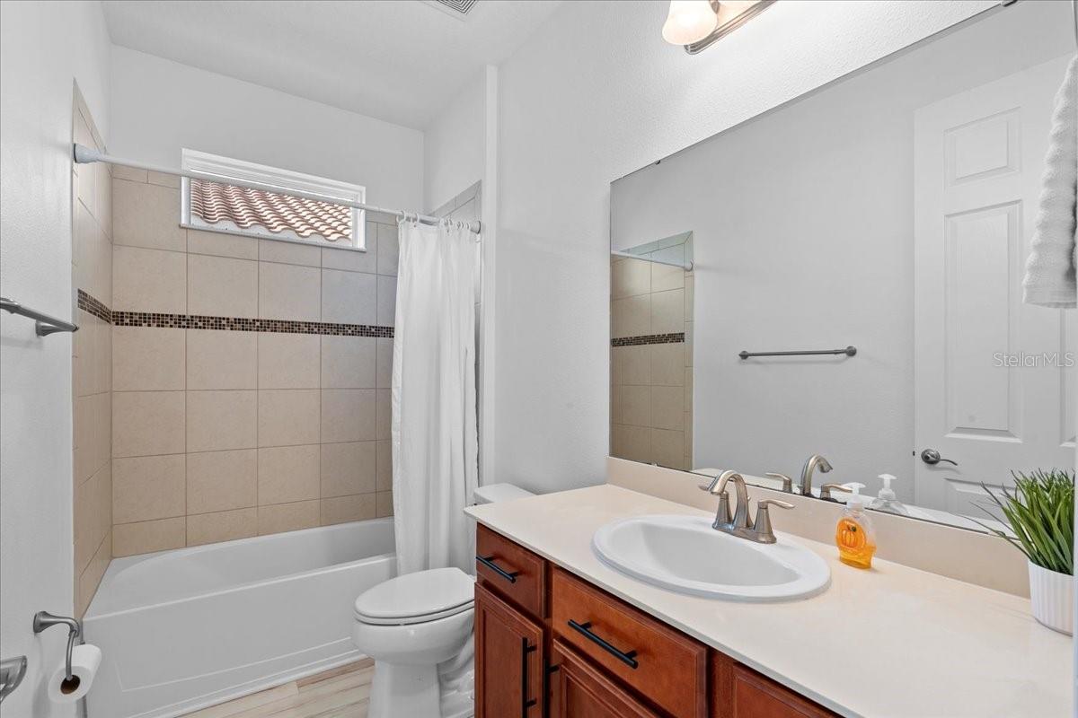 Image 27 of 49 For 3715 Paradiso Circle