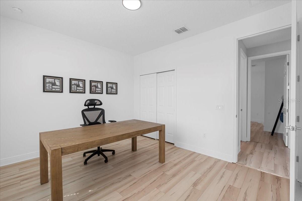 Image 30 of 49 For 3715 Paradiso Circle