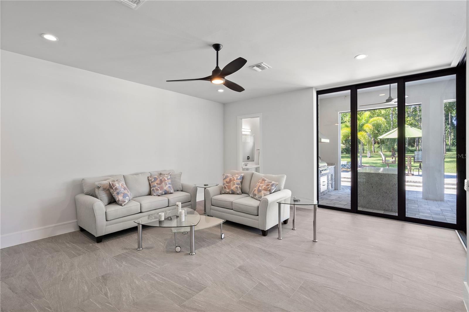 Image 38 of 100 For 15634 Pendio Drive