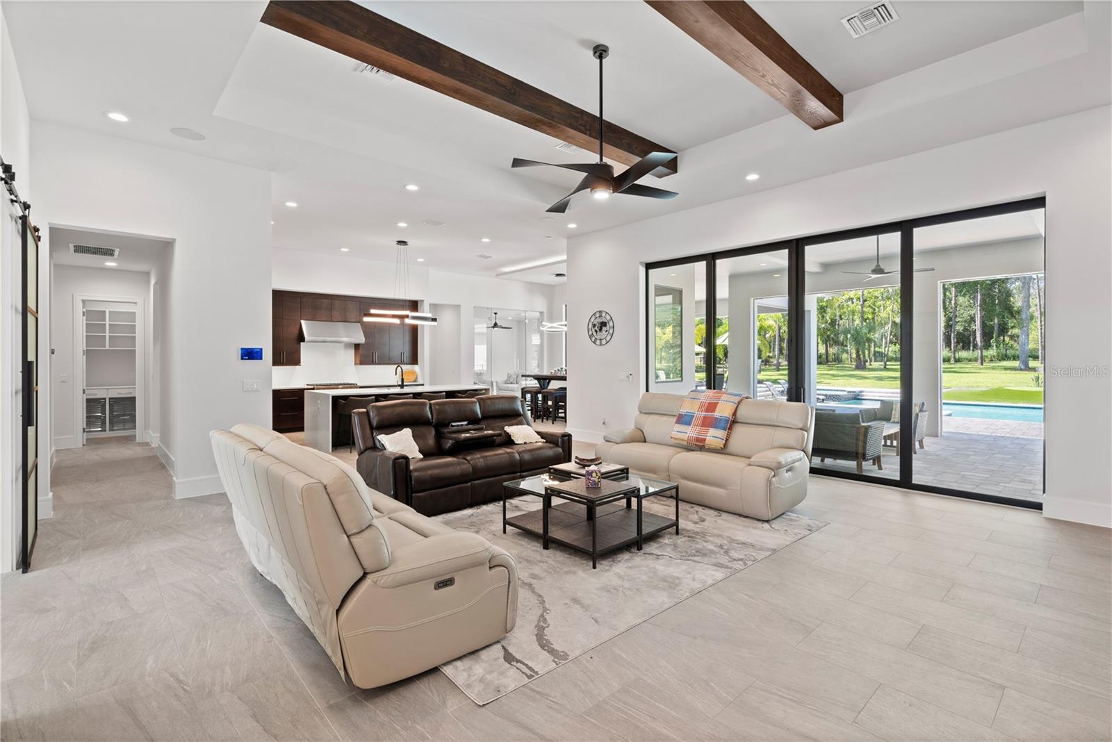 Image 4 of 100 For 15634 Pendio Drive