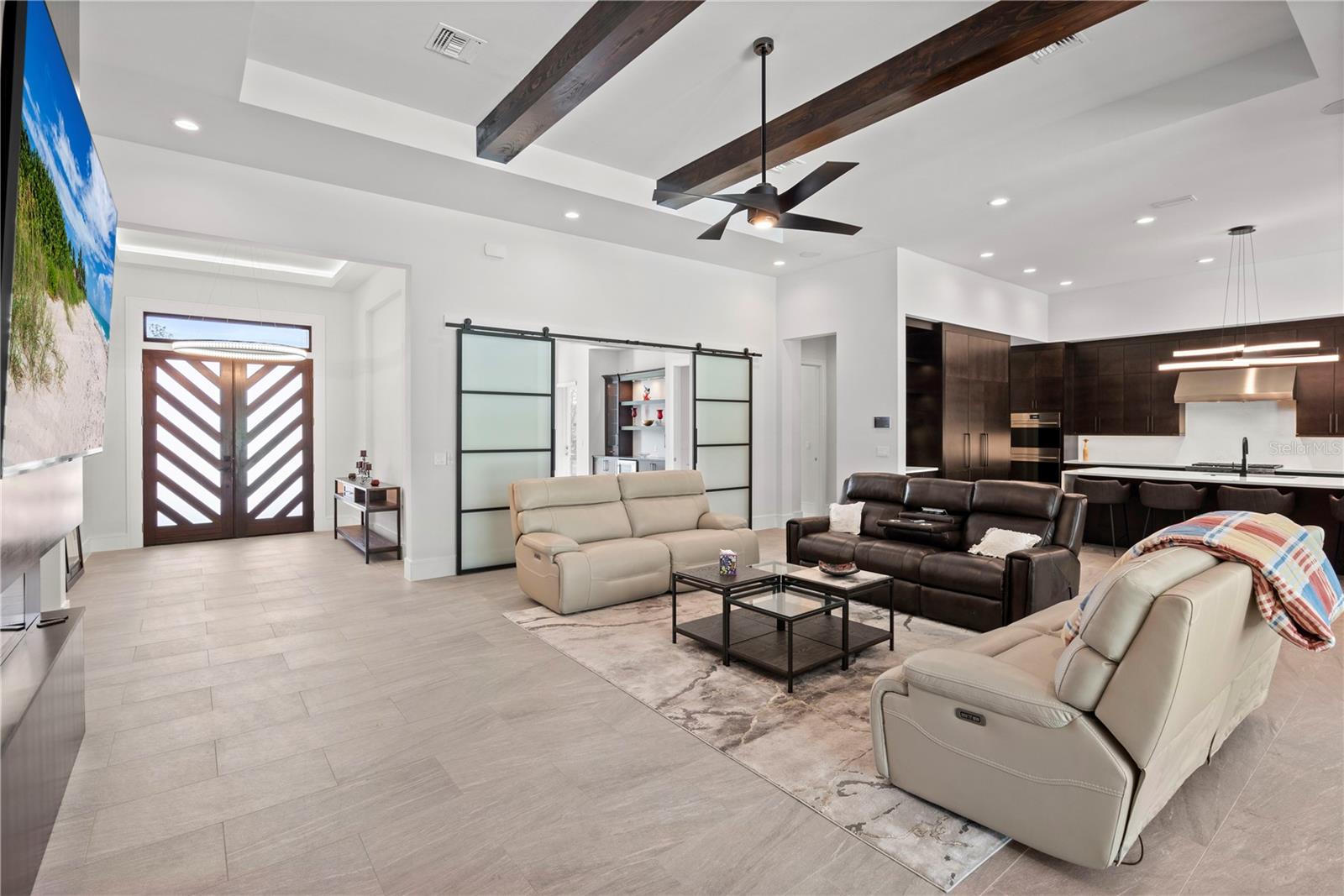 Image 5 of 100 For 15634 Pendio Drive