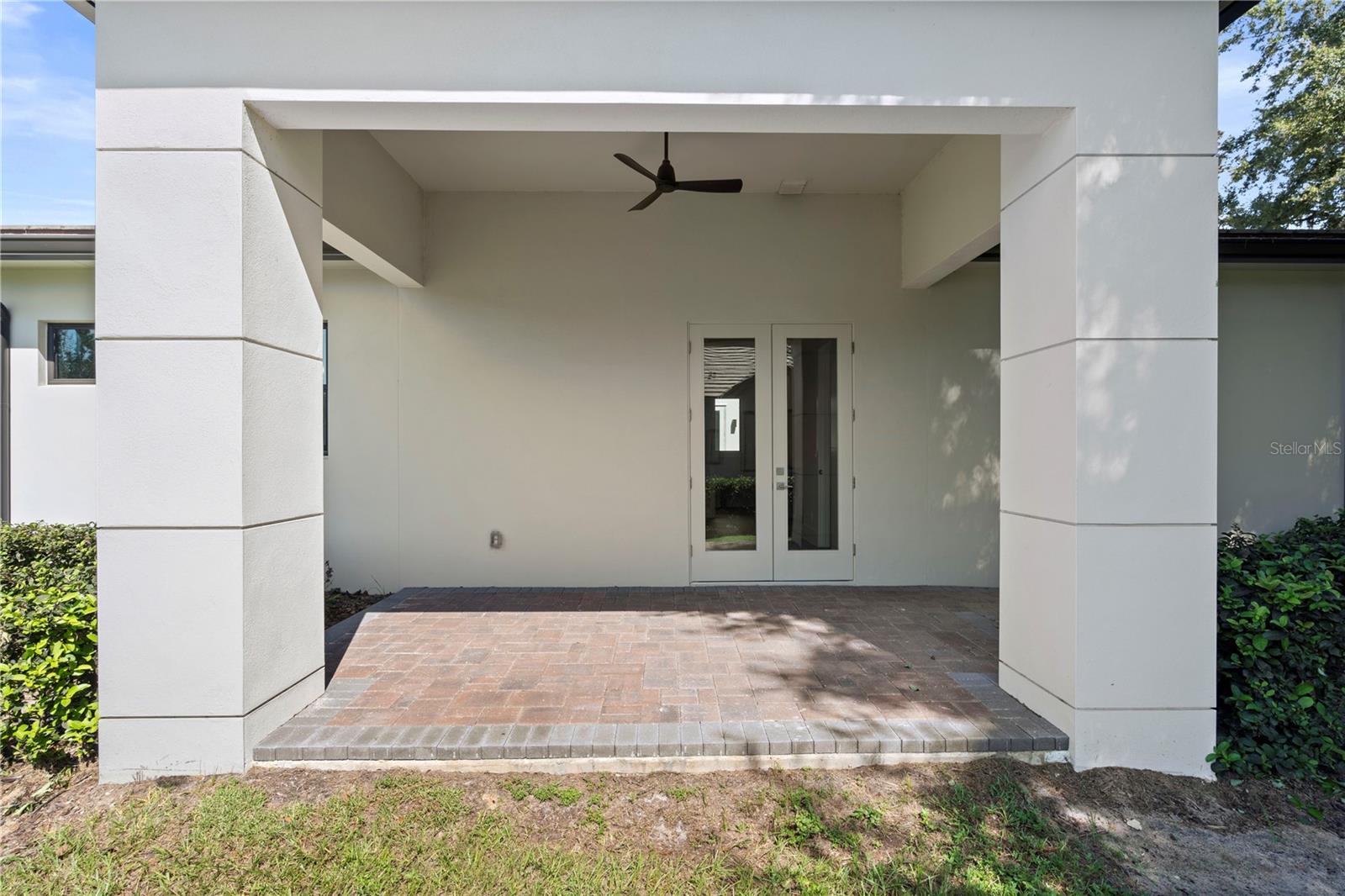 Image 56 of 100 For 15634 Pendio Drive