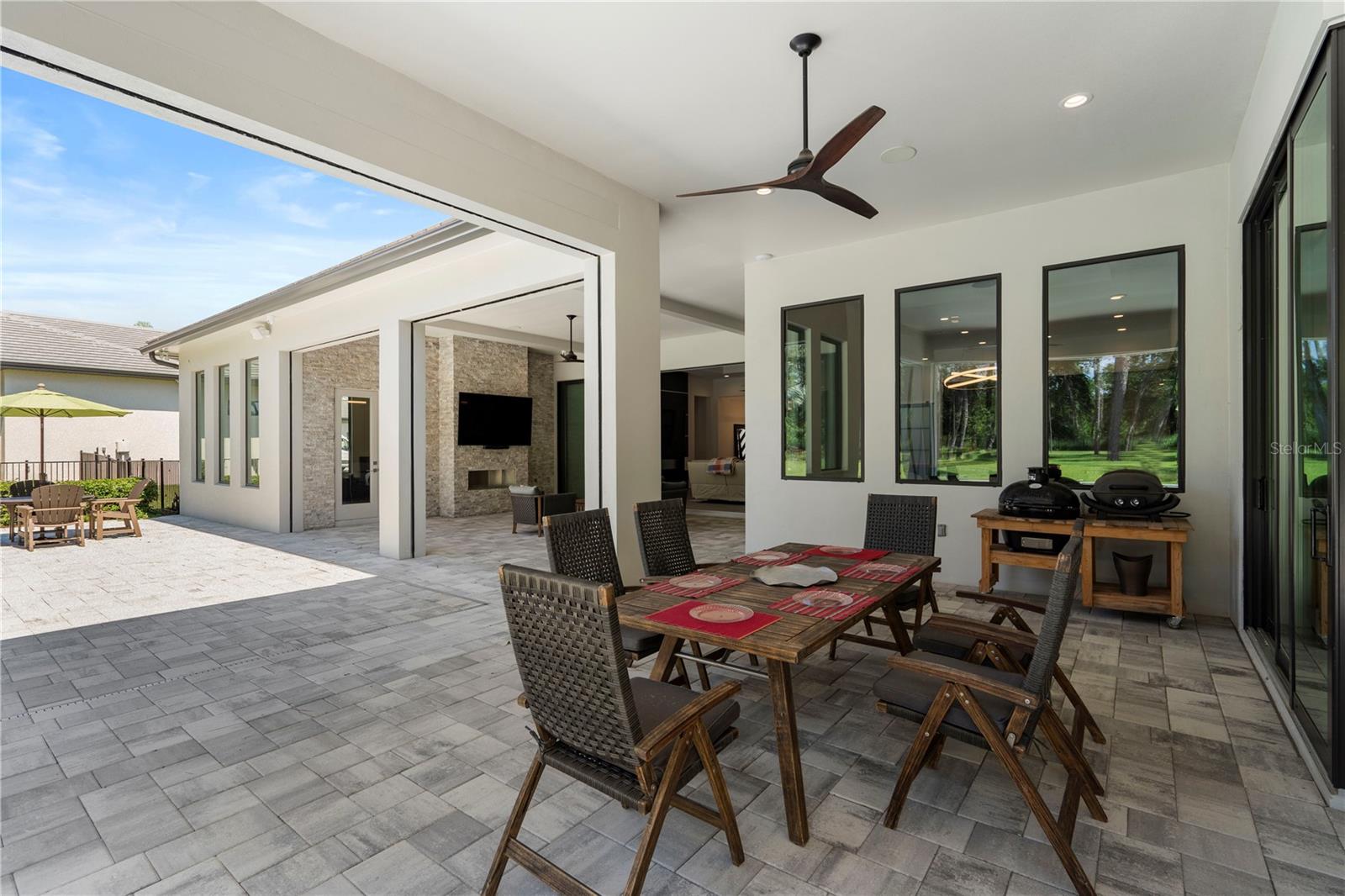 Image 71 of 100 For 15634 Pendio Drive