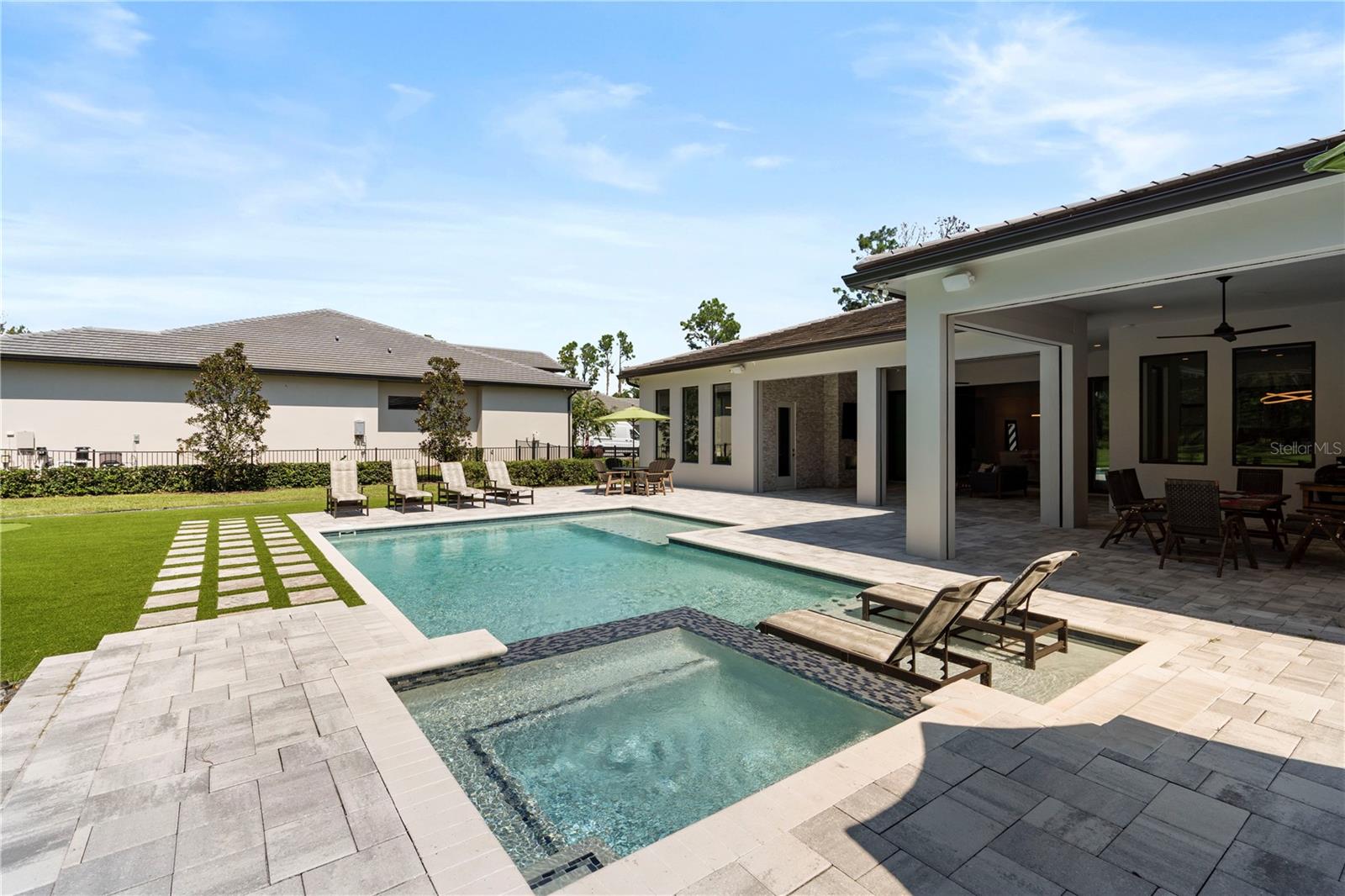 Image 82 of 100 For 15634 Pendio Drive