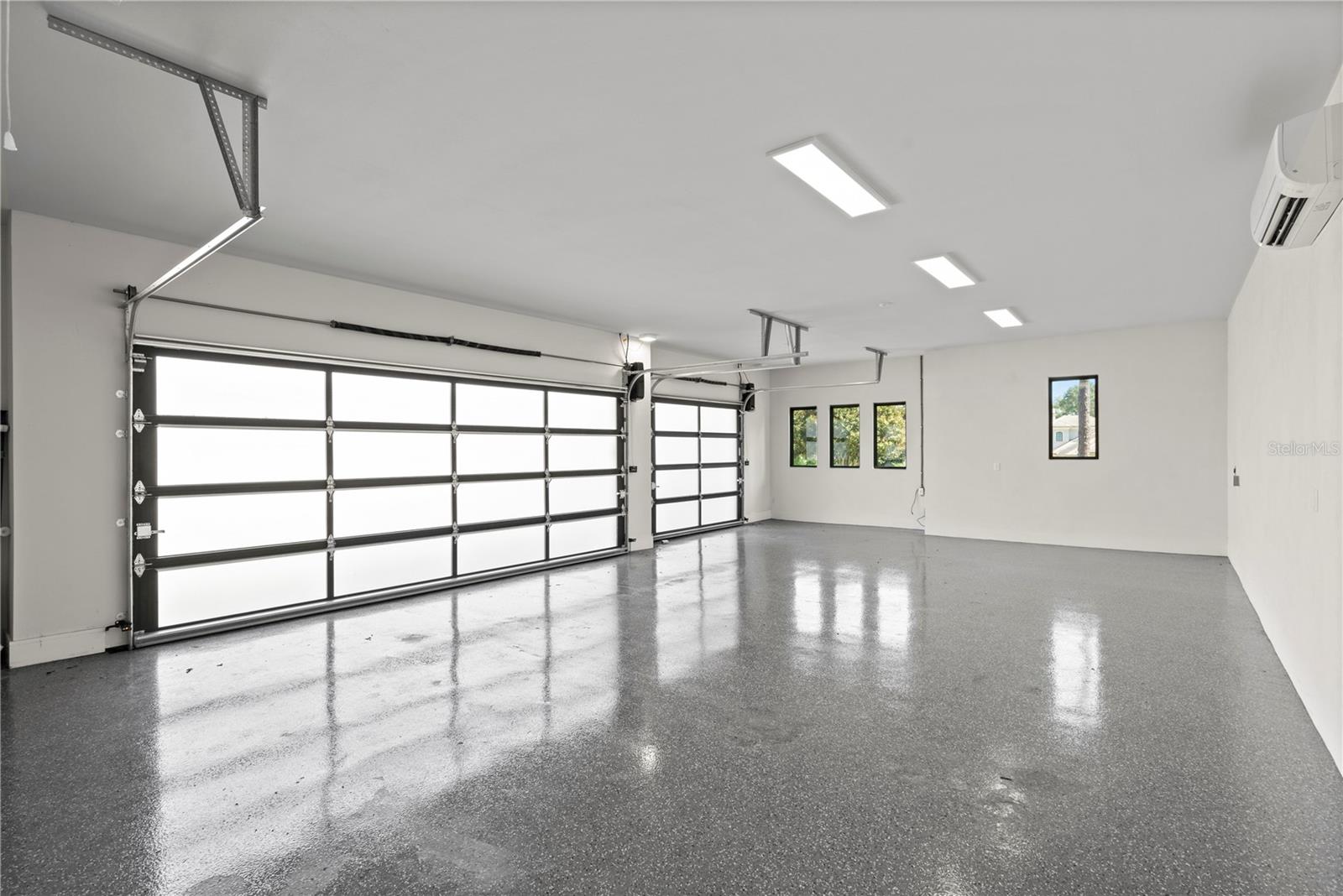 Image 87 of 100 For 15634 Pendio Drive