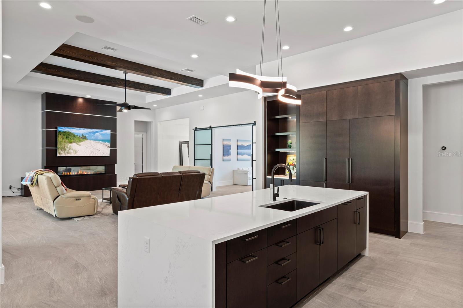 Image 9 of 100 For 15634 Pendio Drive