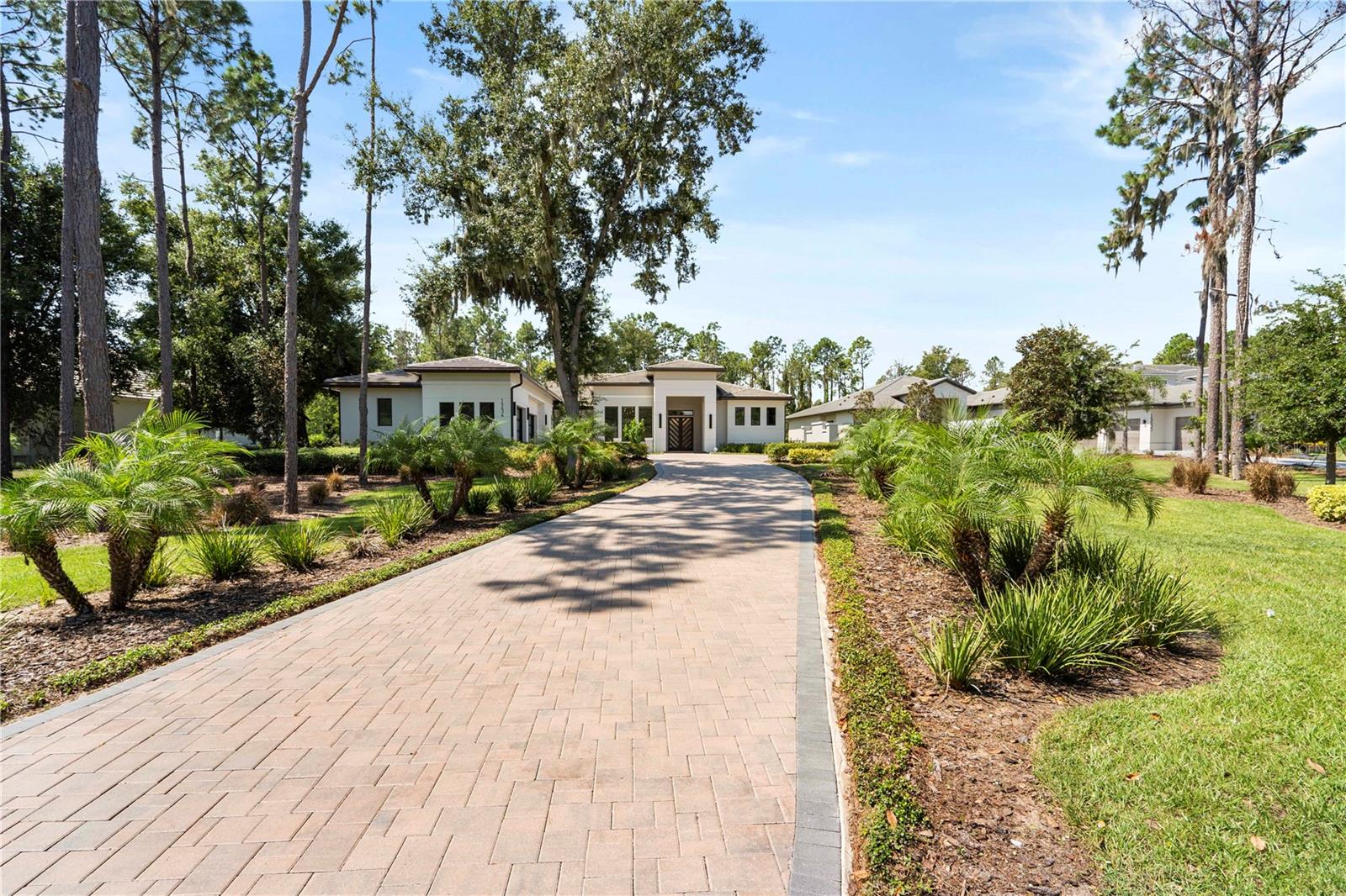 Image 92 of 100 For 15634 Pendio Drive