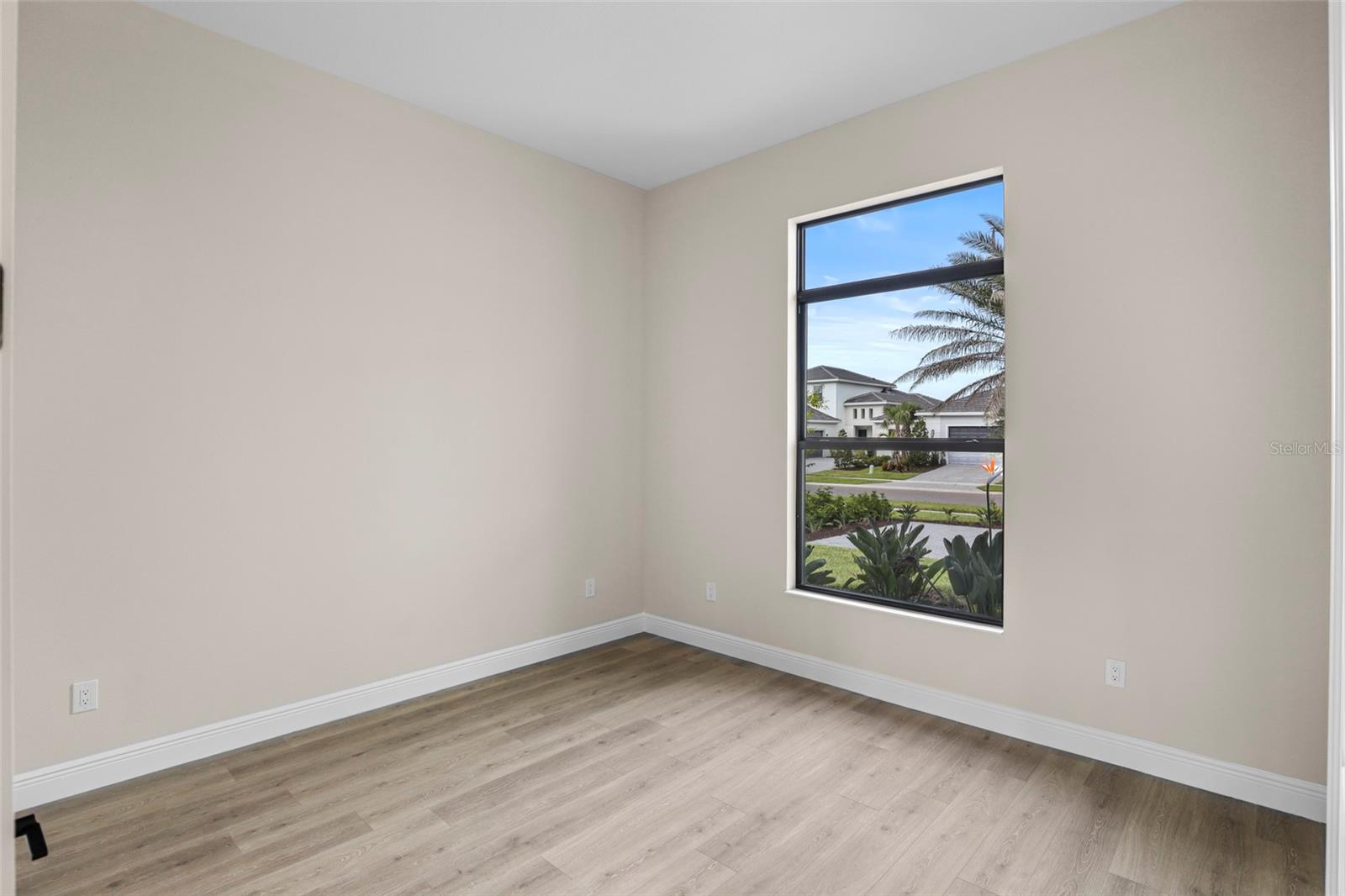 Image 18 of 56 For 4508 Mondrian Court