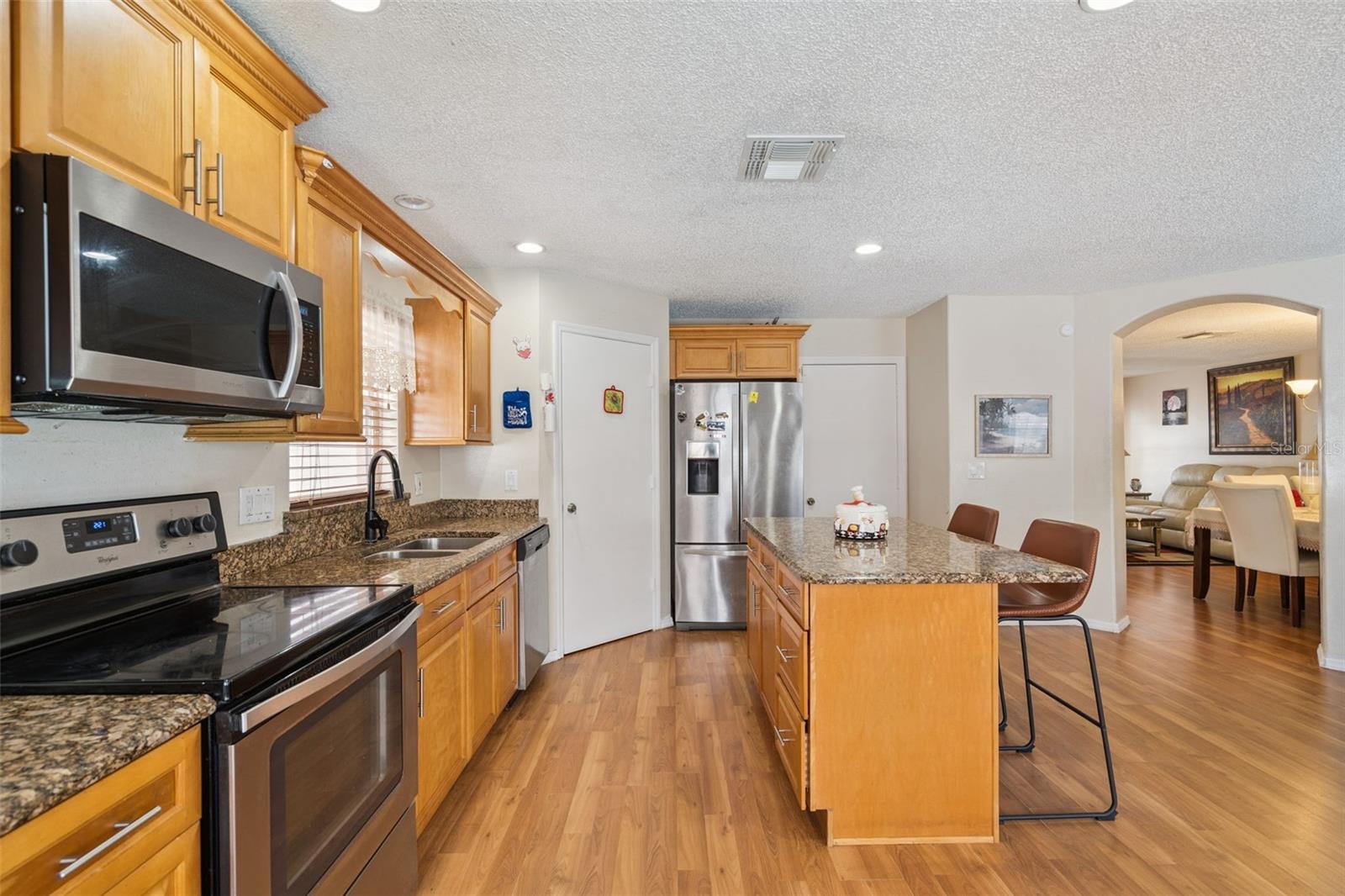 Image 4 of 46 For 14208 Crystal Key Place