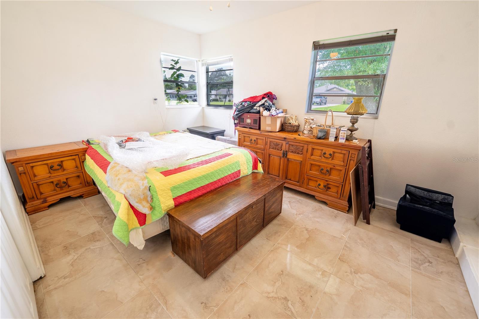 Image 5 of 22 For 2051 3rd Avenue