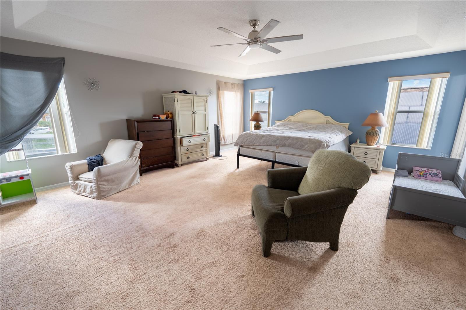 Image 18 of 33 For 157 Forest View Court