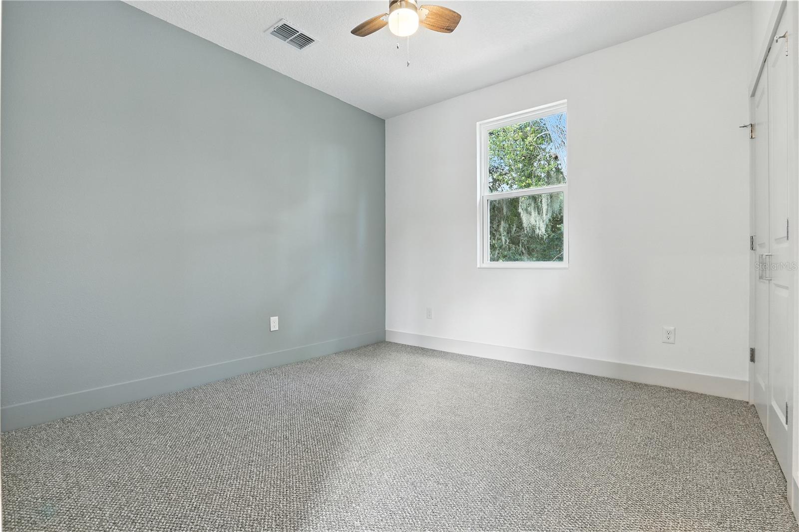 Image 23 of 42 For 728 Ellwood Avenue