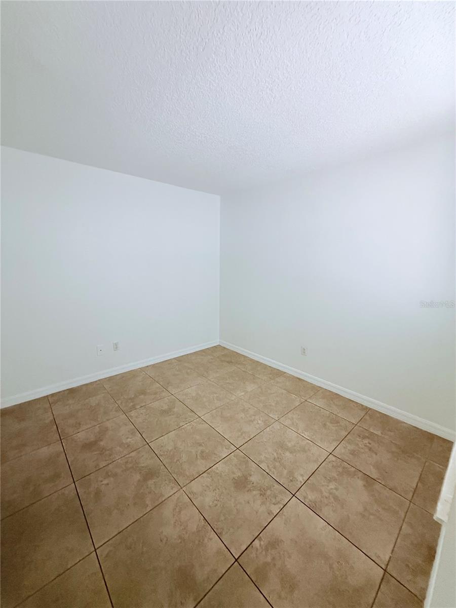 Image 11 of 14 For 7849 Sugar View Court 7849