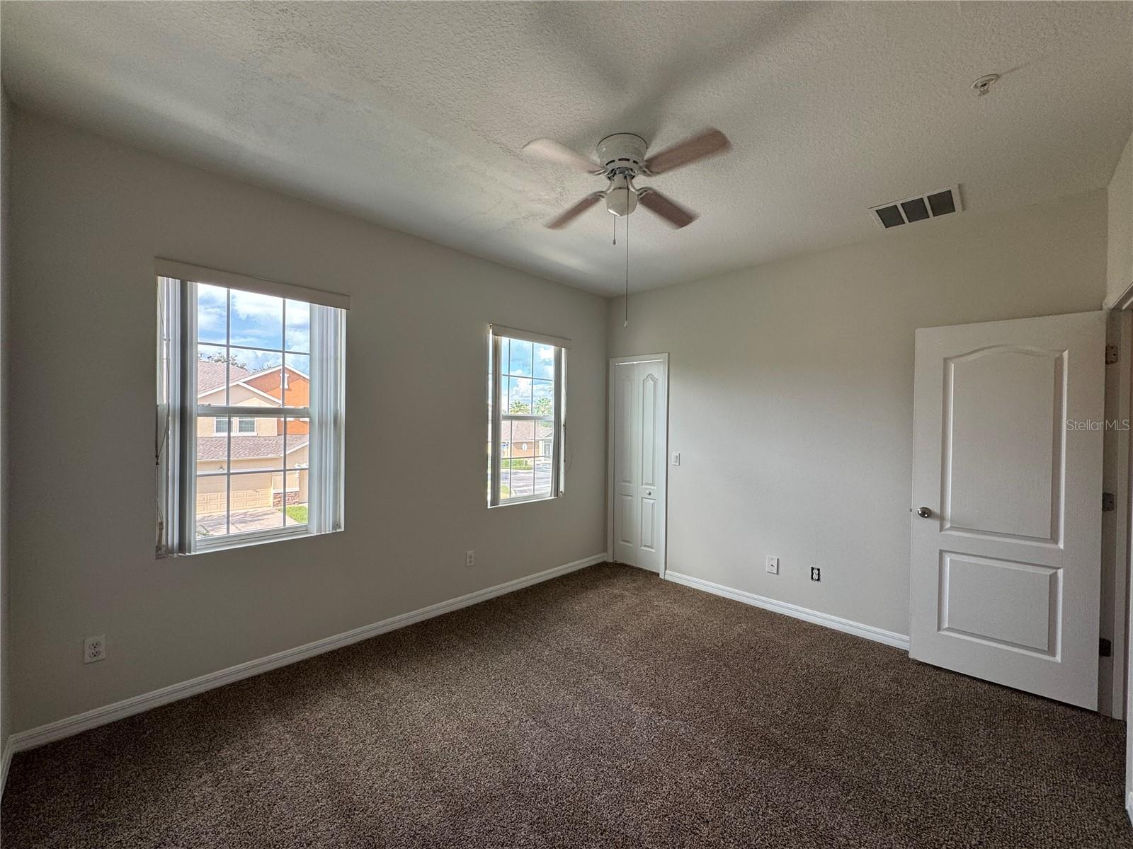 Image 17 of 25 For 1387 Glenleigh Drive