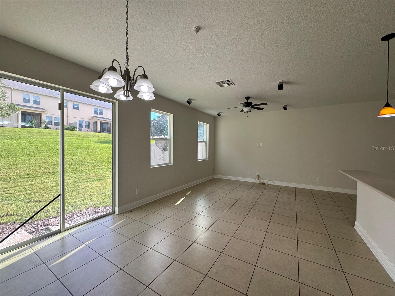 Image 5 of 25 For 1387 Glenleigh Drive