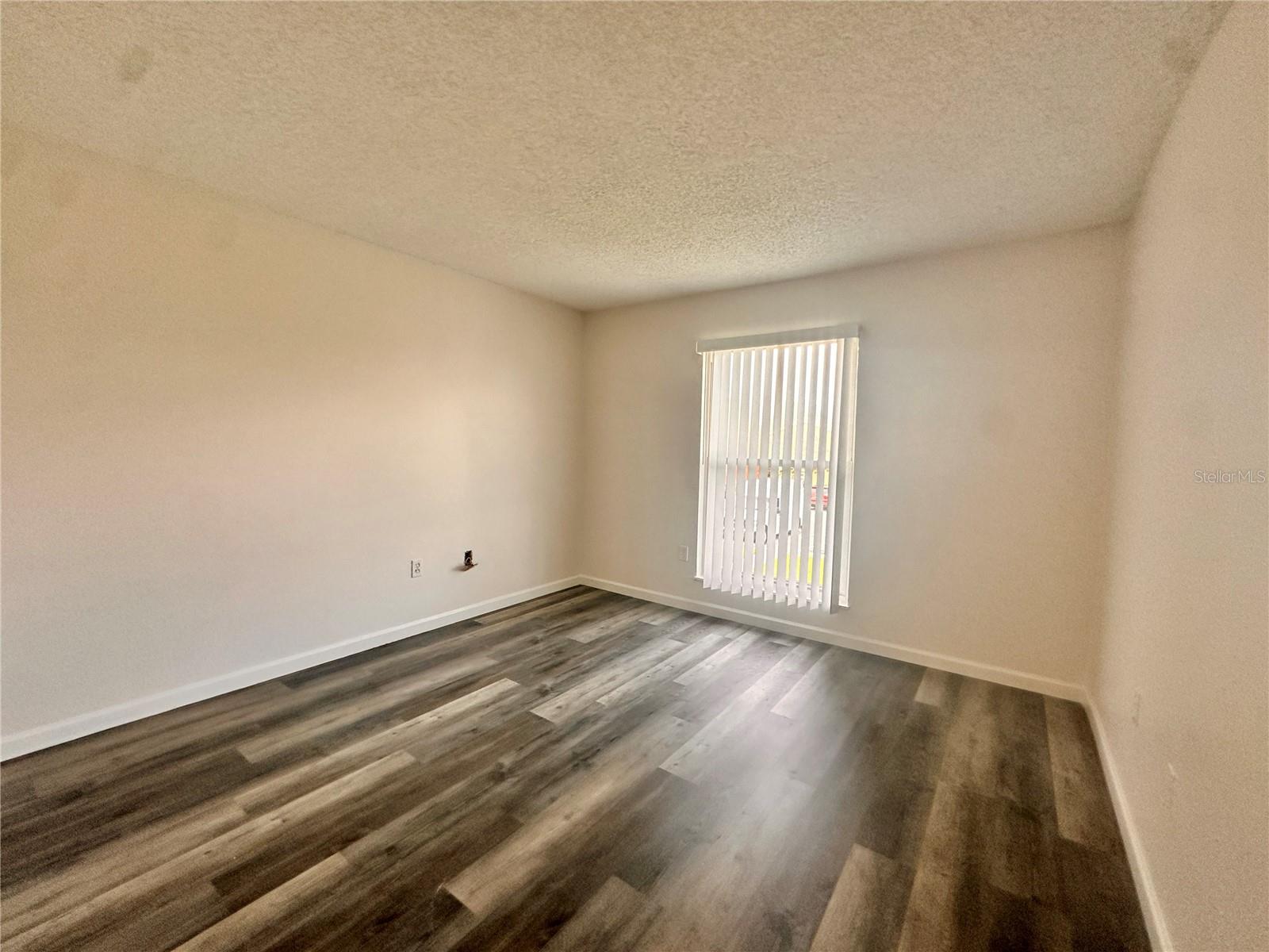 Image 7 of 11 For 1842 Caralee Boulevard E 3