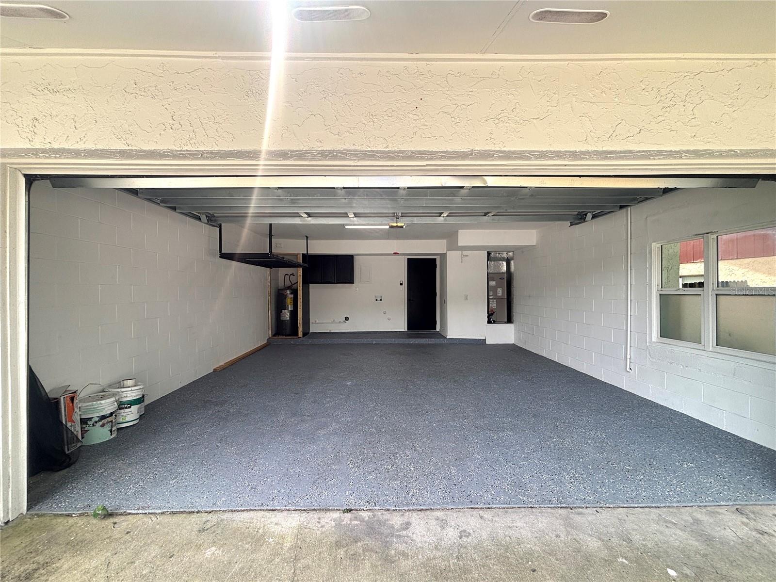 Image 19 of 22 For 640 Macduff Lane B