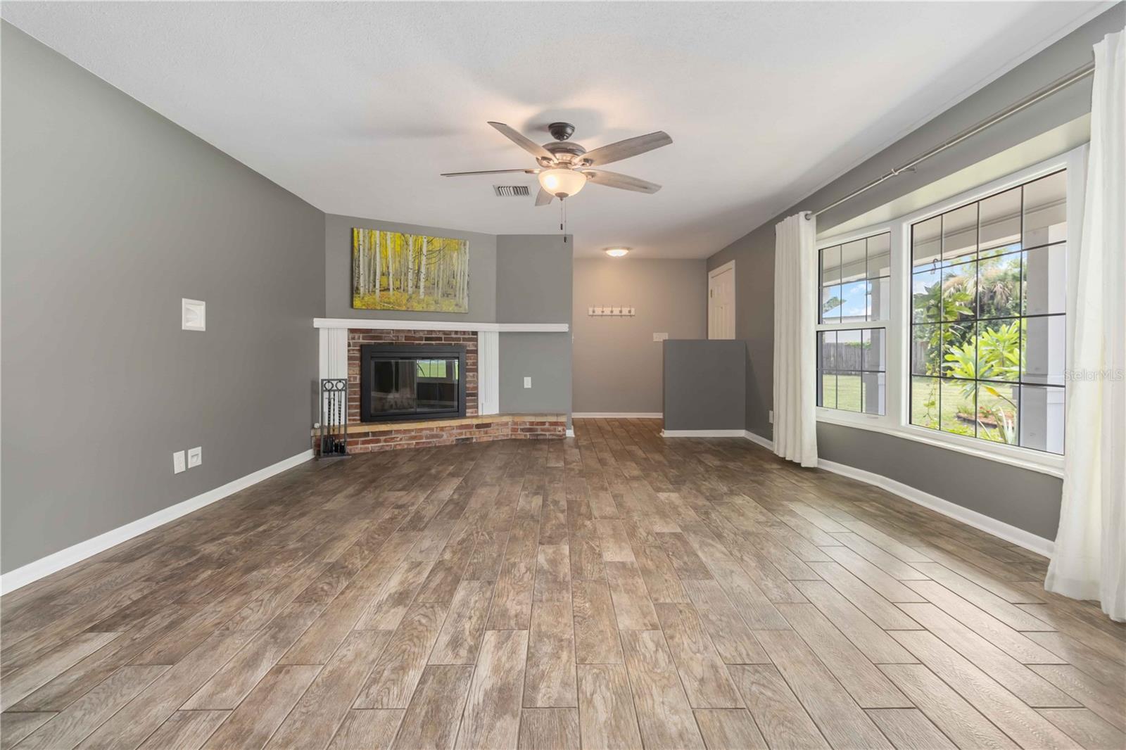 Image 10 of 44 For 496 Tina Place