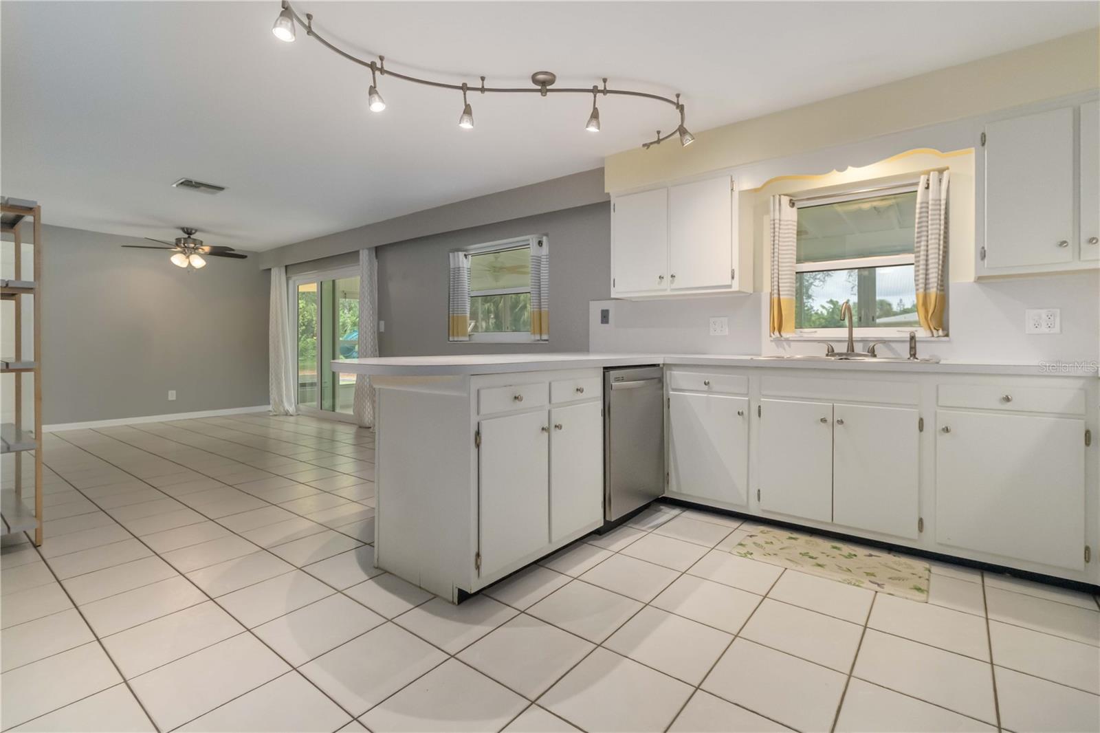 Image 16 of 44 For 496 Tina Place