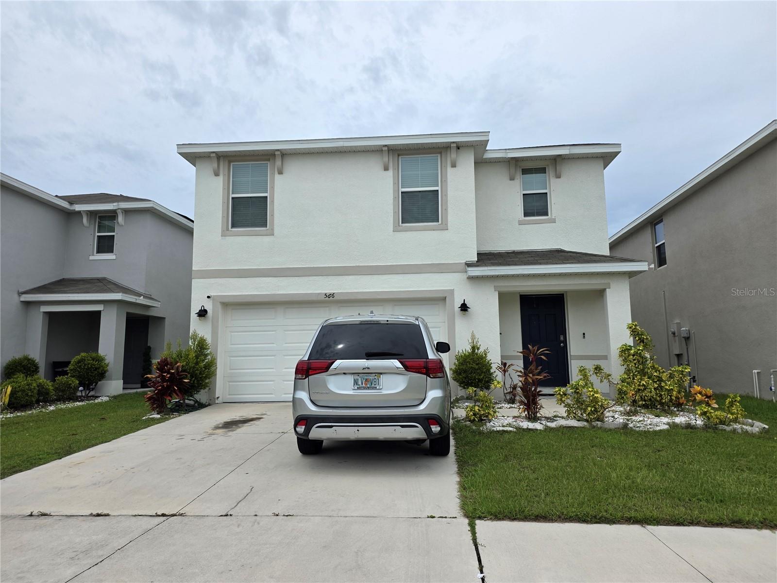 Image 2 of 20 For 566 Sunlit Coral Street