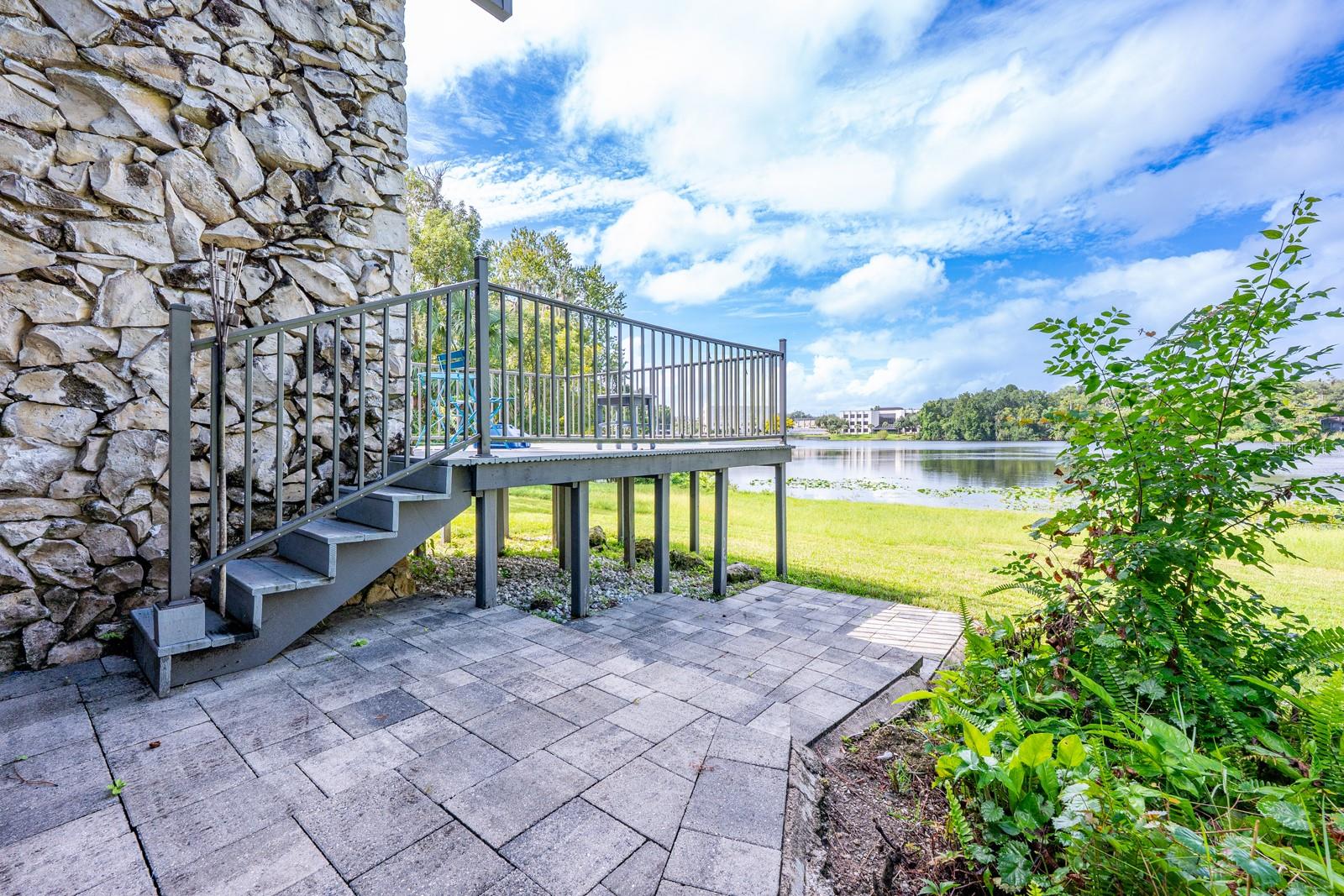 Image 31 of 42 For 224 Adelaide Boulevard