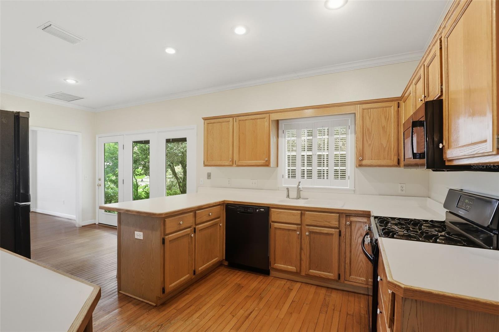 Image 22 of 64 For 226 Whittier Circle