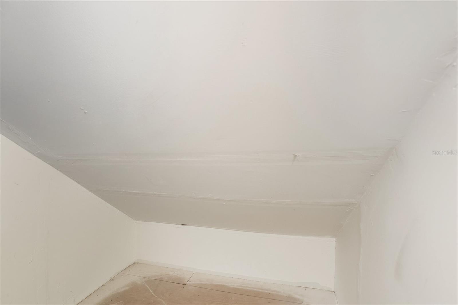 Image 44 of 64 For 226 Whittier Circle