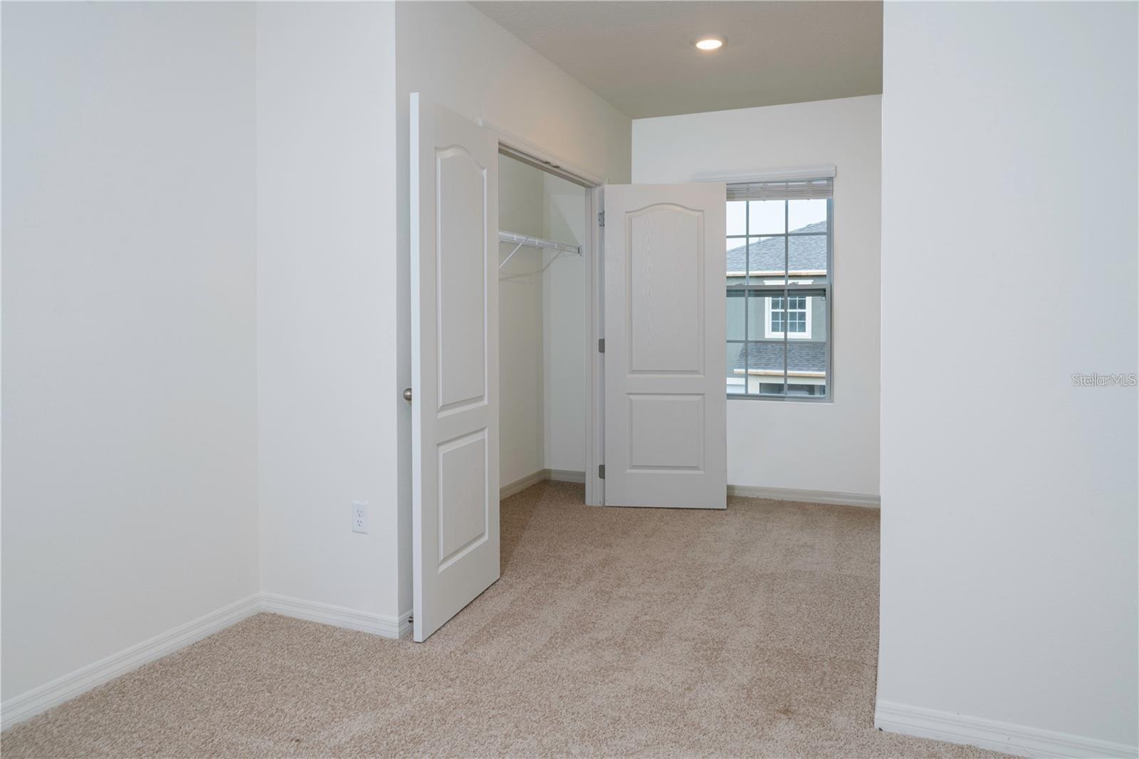 Image 17 of 24 For 1389 Yellow Finch Drive