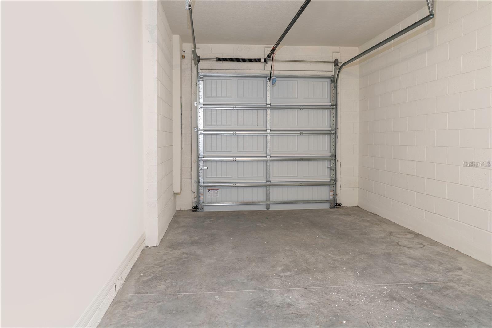 Image 21 of 24 For 1389 Yellow Finch Drive