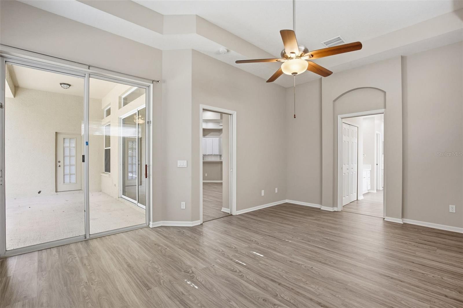 Image 29 of 50 For 342 Mane Court