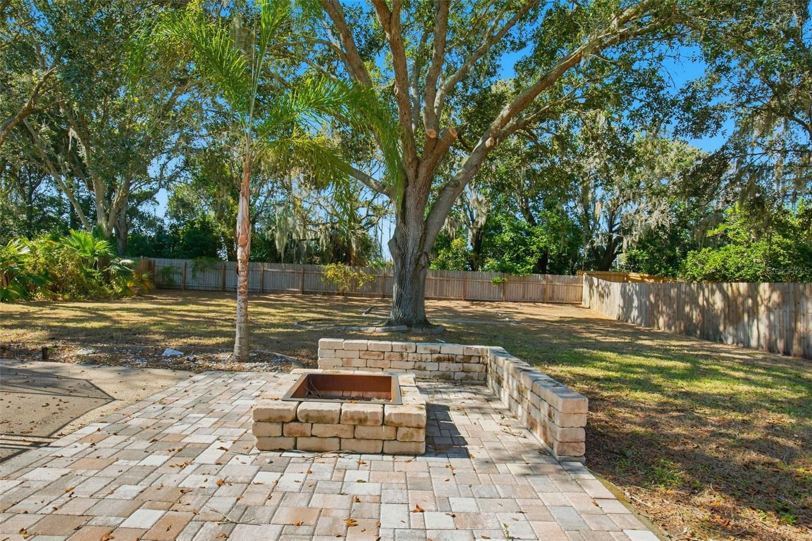 Image 44 of 50 For 342 Mane Court