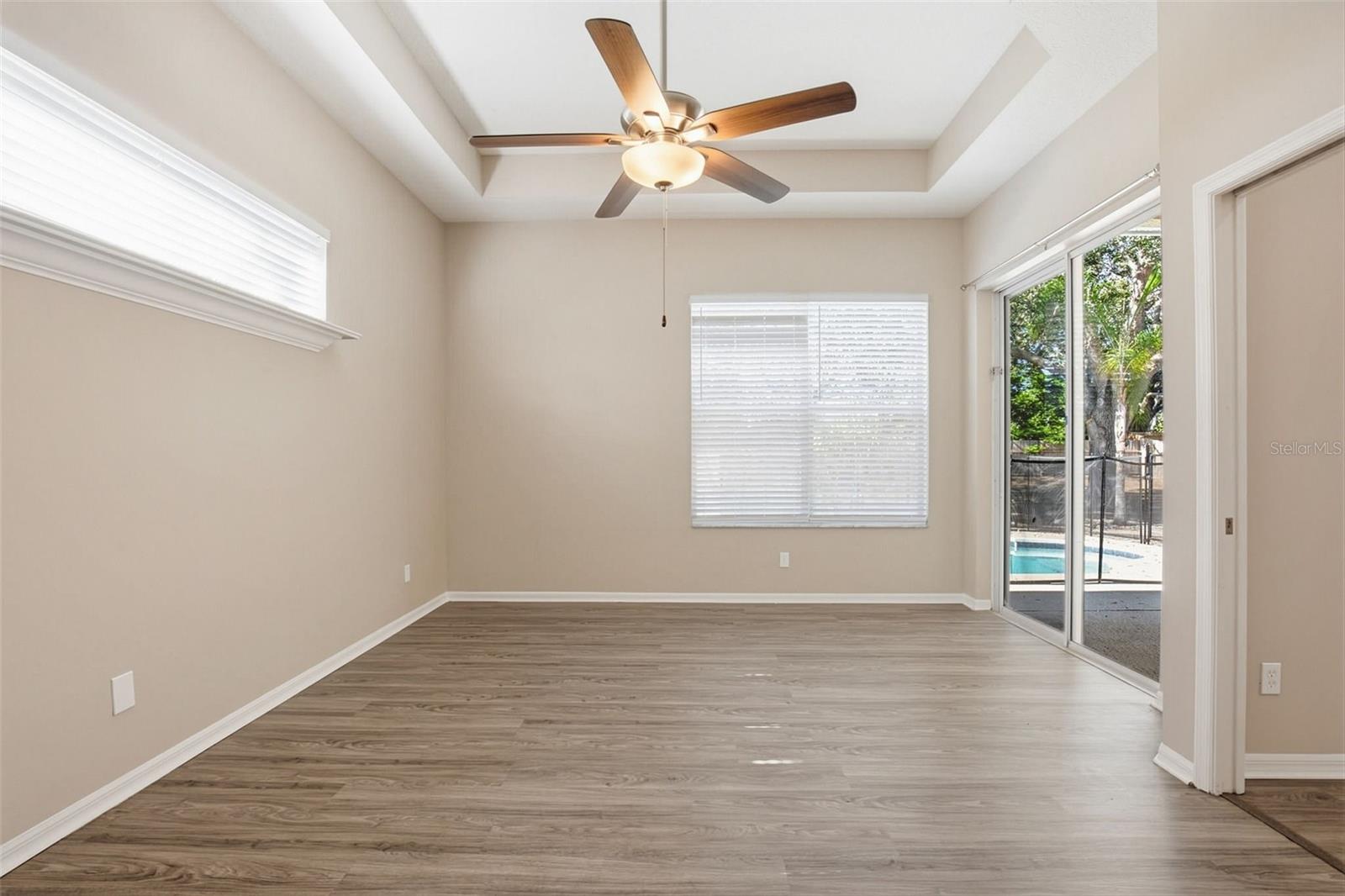 Image 9 of 50 For 342 Mane Court