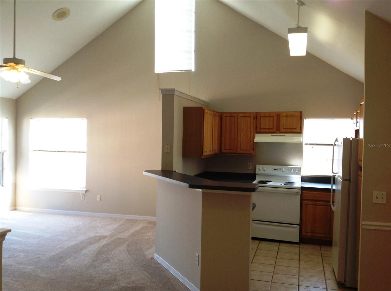 Image 10 of 19 For 3337 Soho Street 204