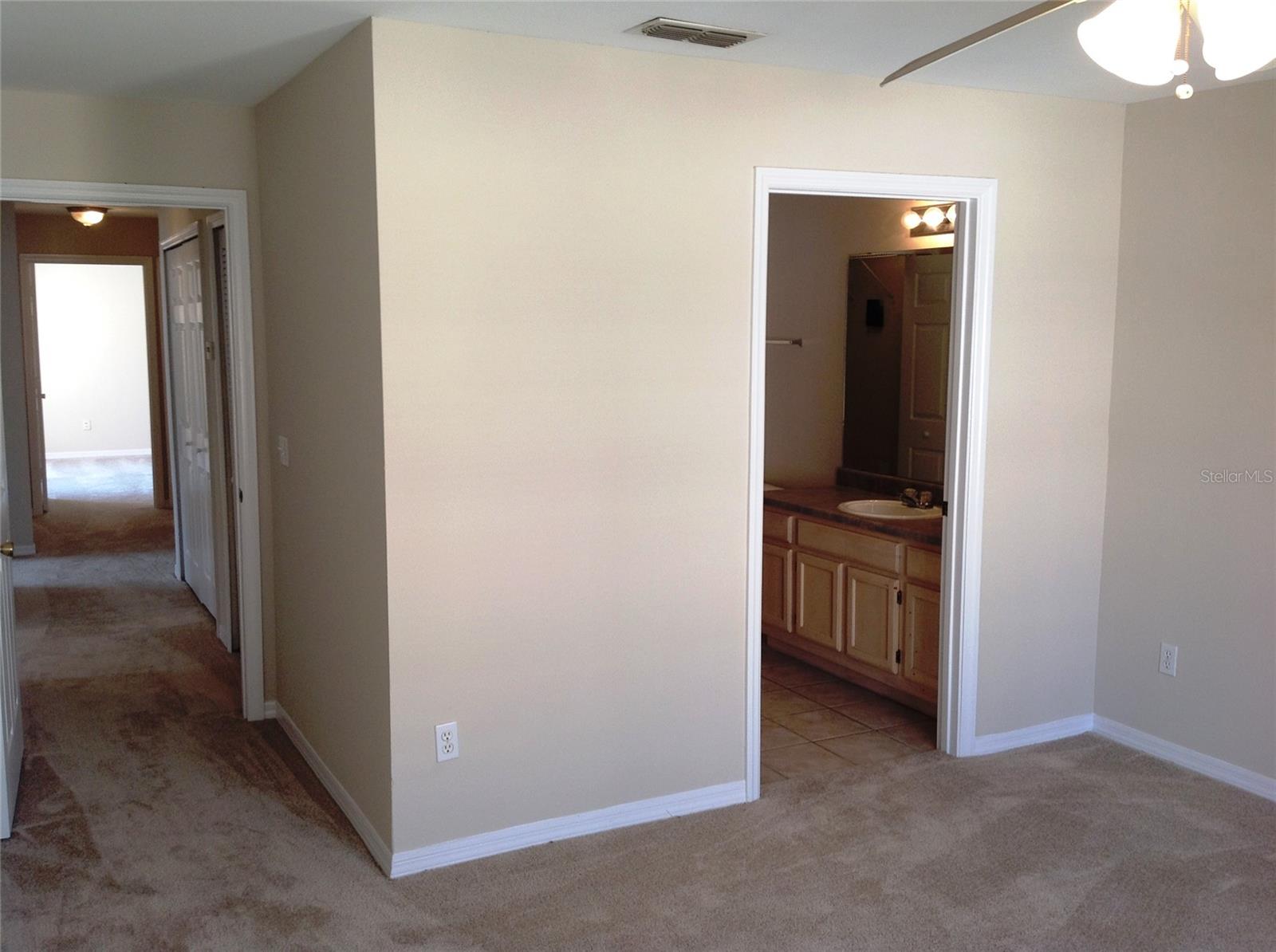 Image 12 of 19 For 3337 Soho Street 204