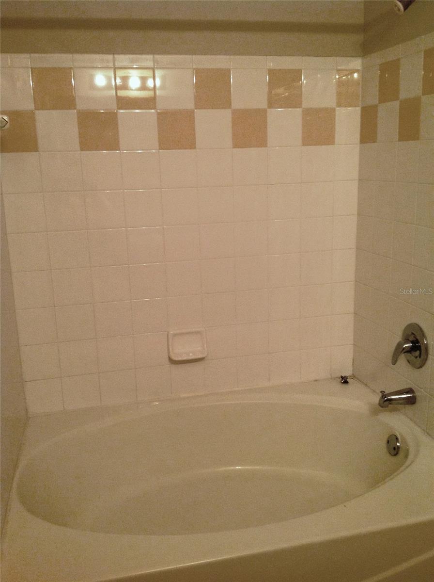 Image 14 of 19 For 3337 Soho Street 204