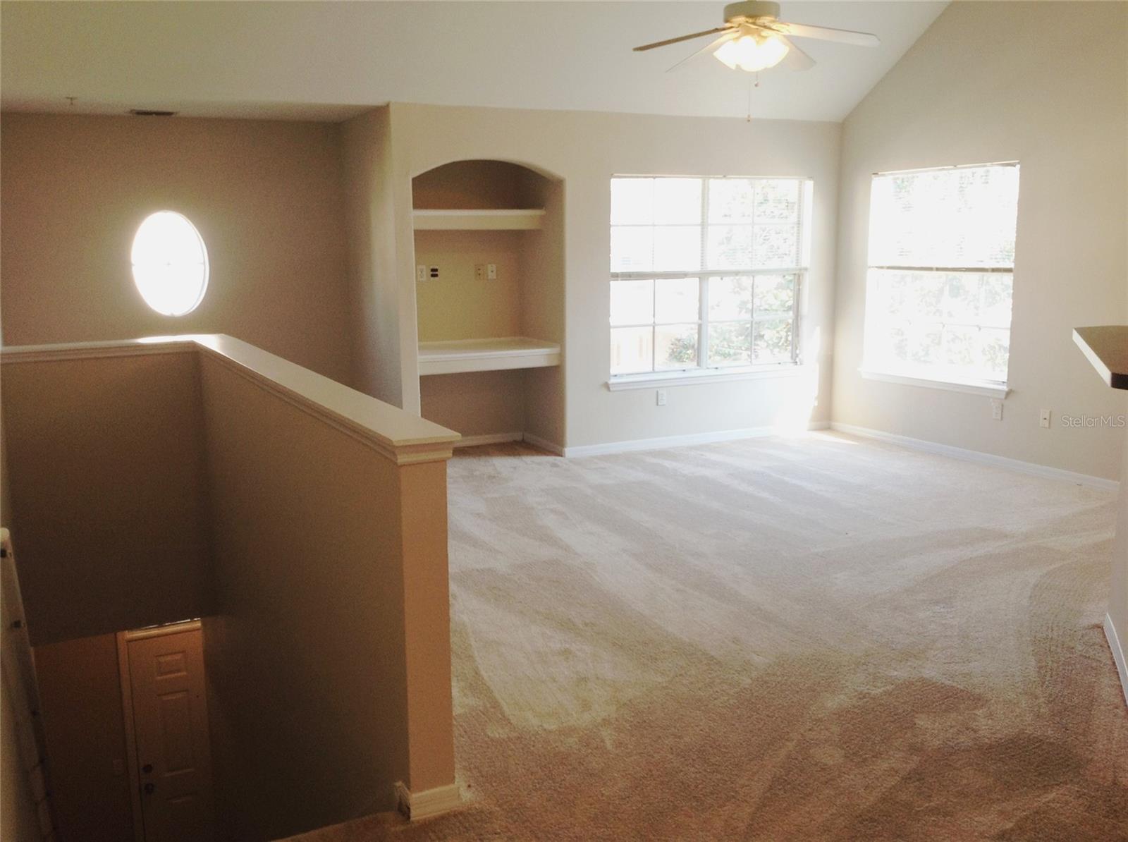 Image 3 of 19 For 3337 Soho Street 204