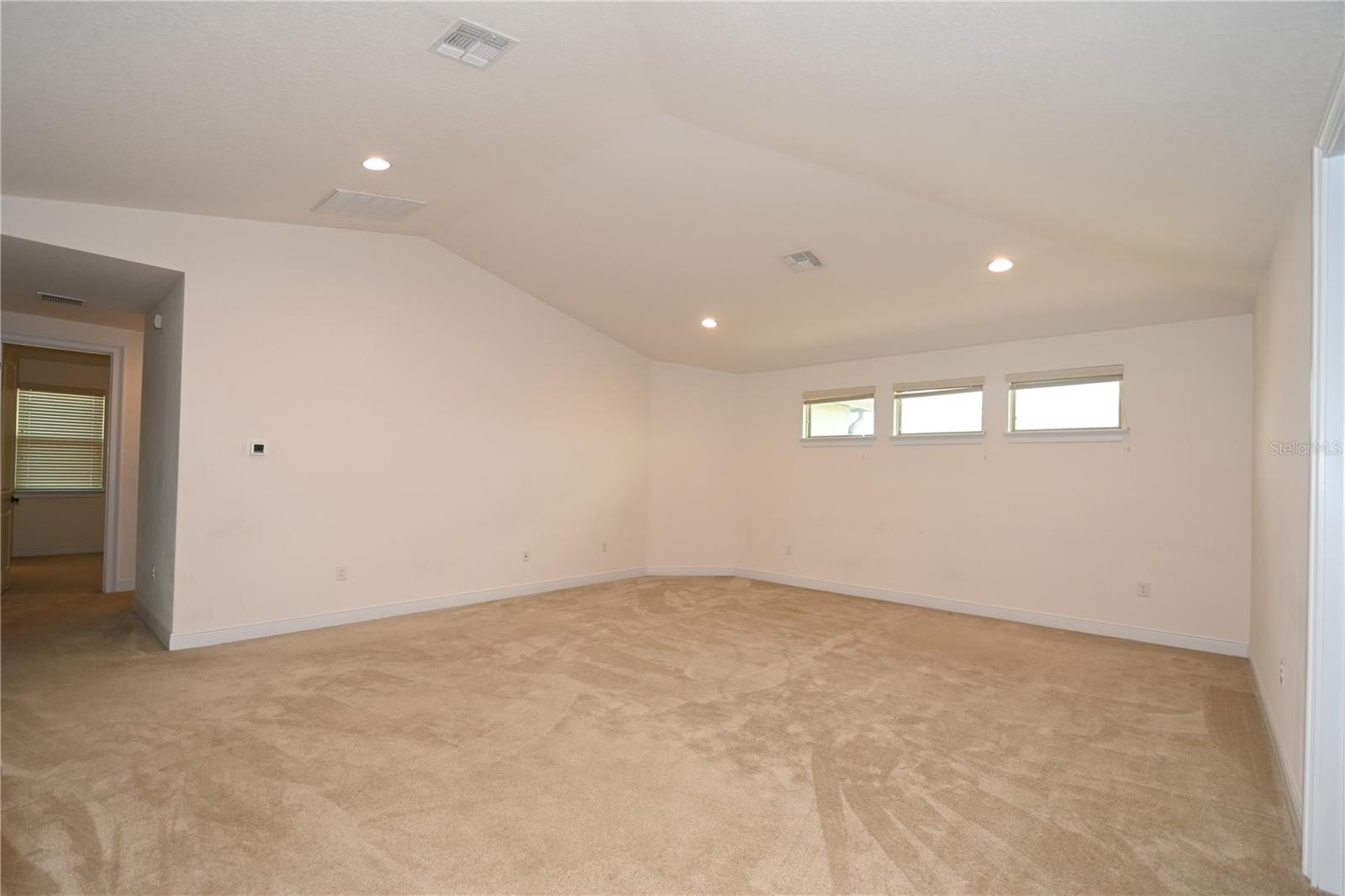 Image 24 of 47 For 8461 Pippen Drive