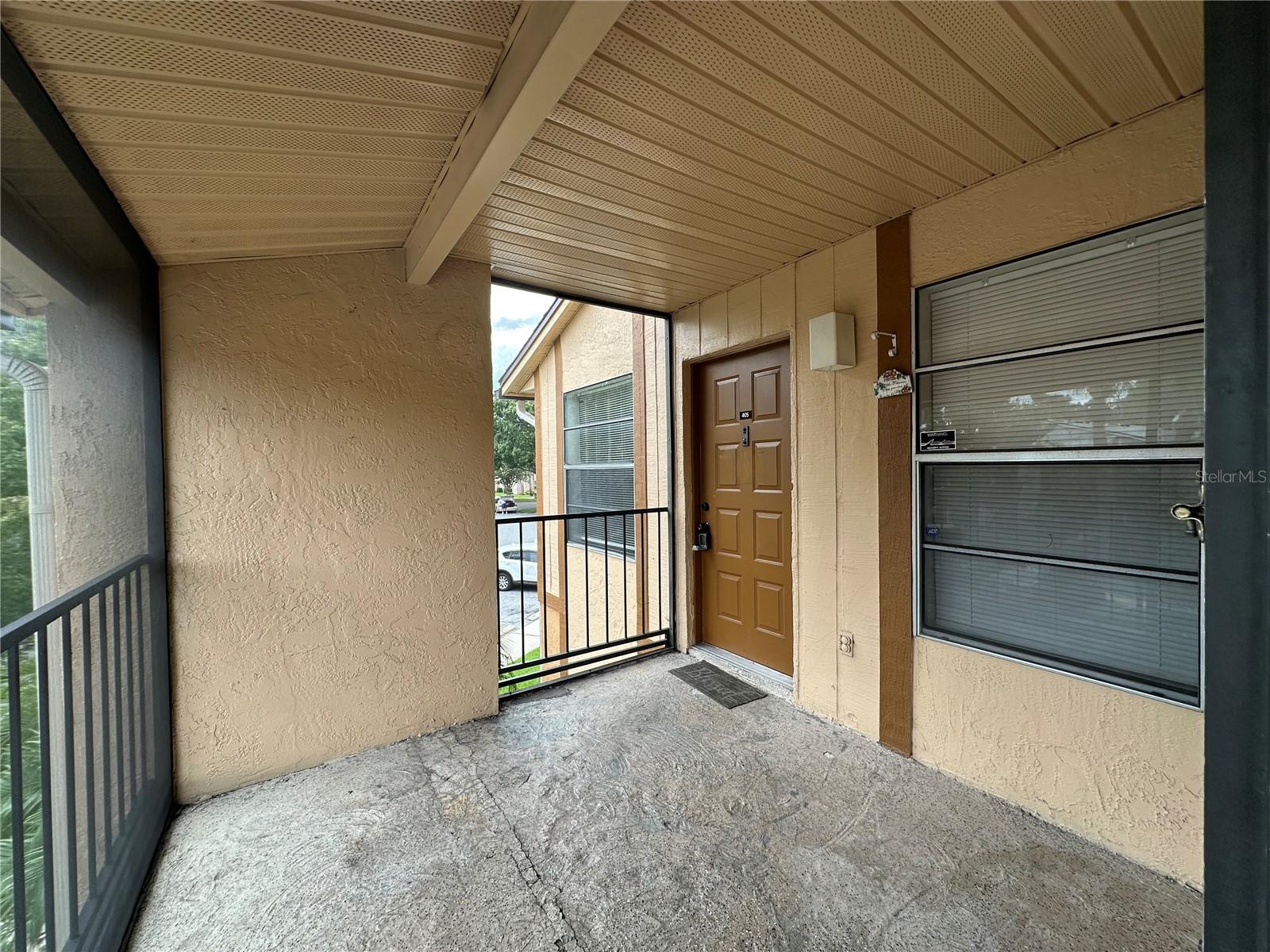 Image 2 of 15 For 4814 Semoran Boulevard 405