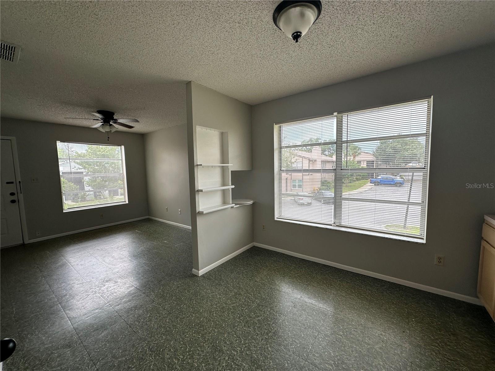 Image 6 of 15 For 4814 Semoran Boulevard 405