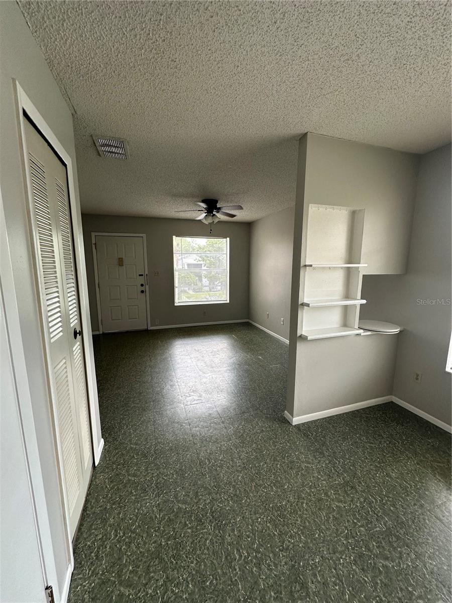 Image 8 of 15 For 4814 Semoran Boulevard 405