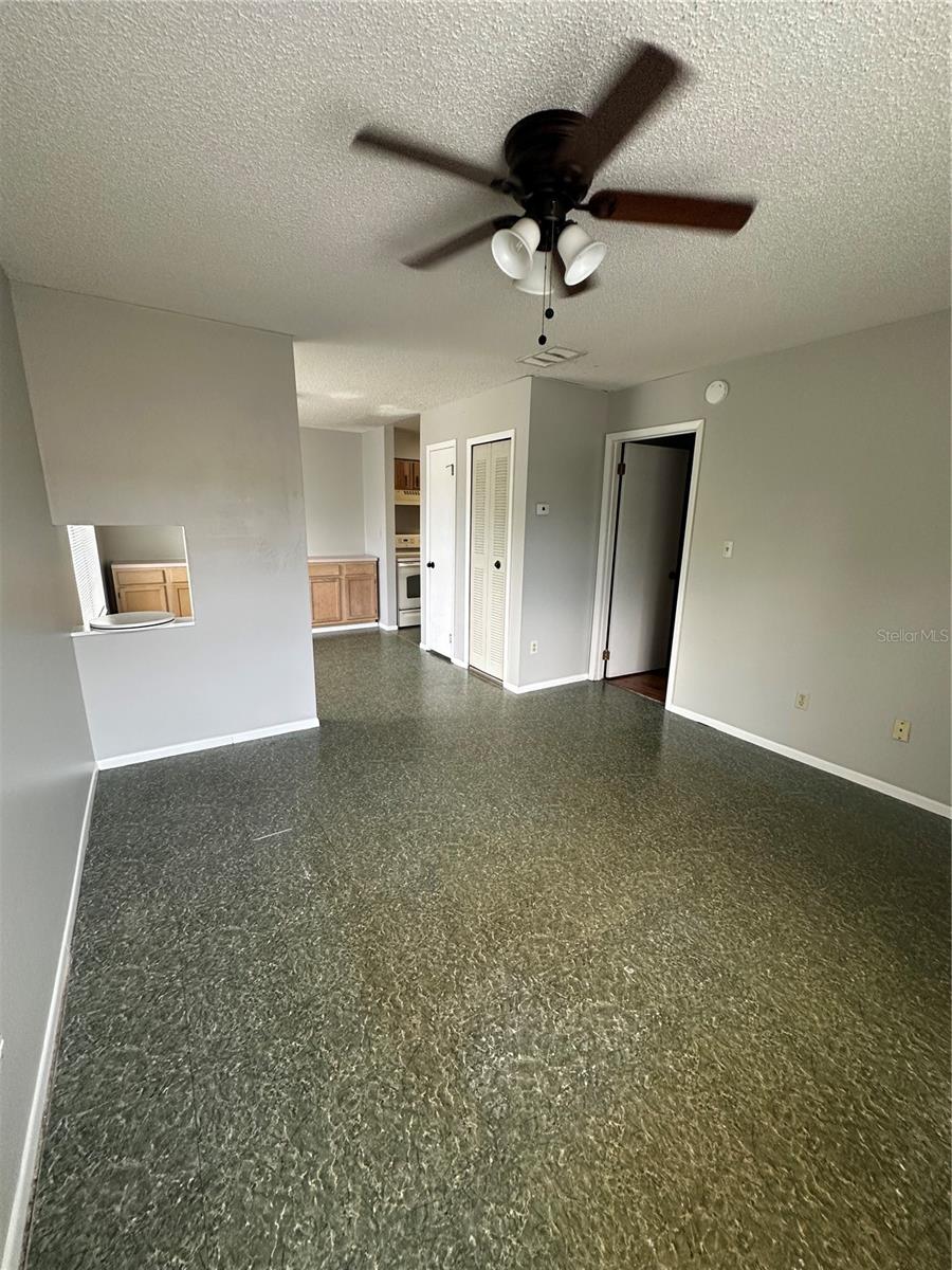 Image 9 of 15 For 4814 Semoran Boulevard 405