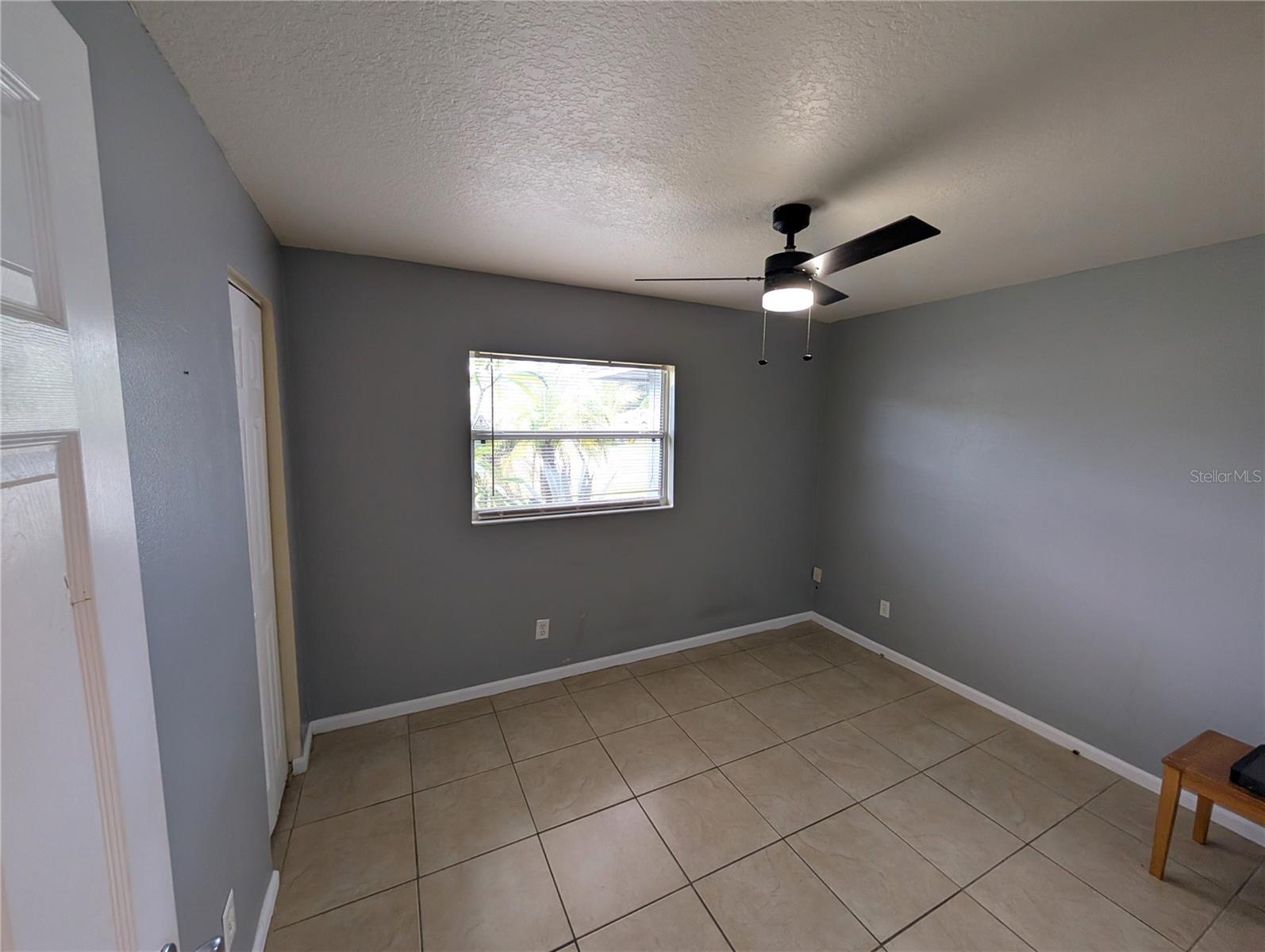 Image 13 of 22 For 1002 Kirkland Drive Unit A