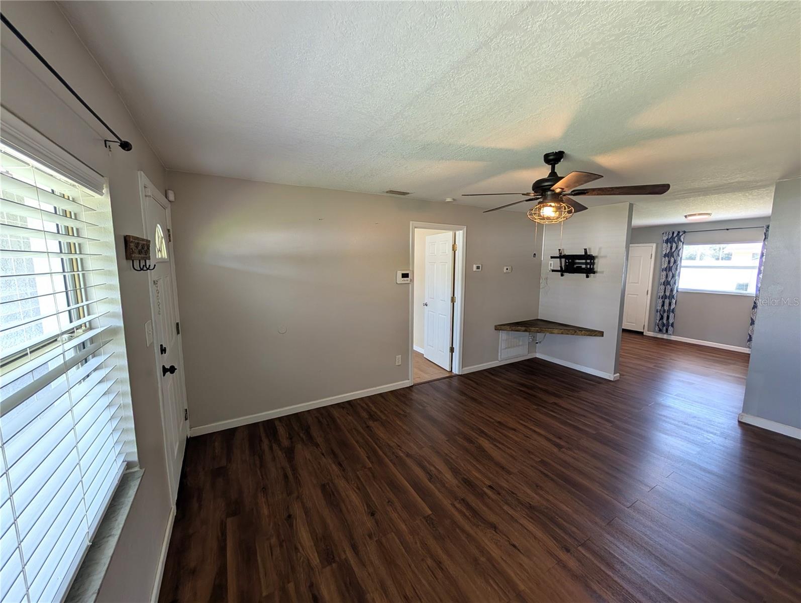 Image 8 of 22 For 1002 Kirkland Drive Unit A