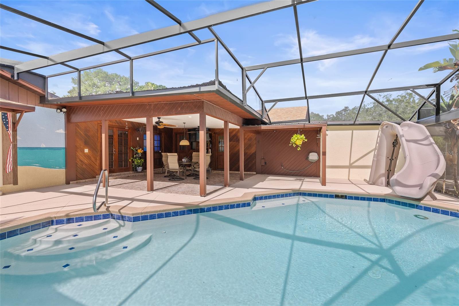 Image 32 of 40 For 617 Glenview Drive